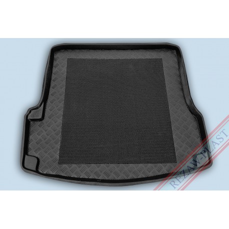 Škoda Octavia II 2005-2013 Hatchback - Plastová vaňa s protišmykom do kufra Rezaw plast Škoda Octavia II 2005-2013 Hatchback - Plastová vaňa s protišmykom do kufra Rezaw plast